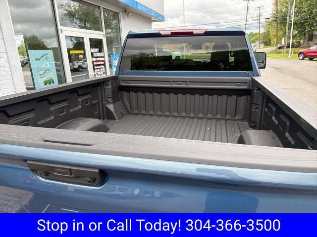 2026 Chevrolet Silverado 2500 HD Crew Cab Standard Box 4-Wheel Drive Custom