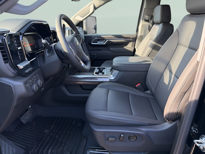 2026 Chevrolet Silverado 2500 HD Crew Cab Standard Box 4-Wheel Drive LTZ