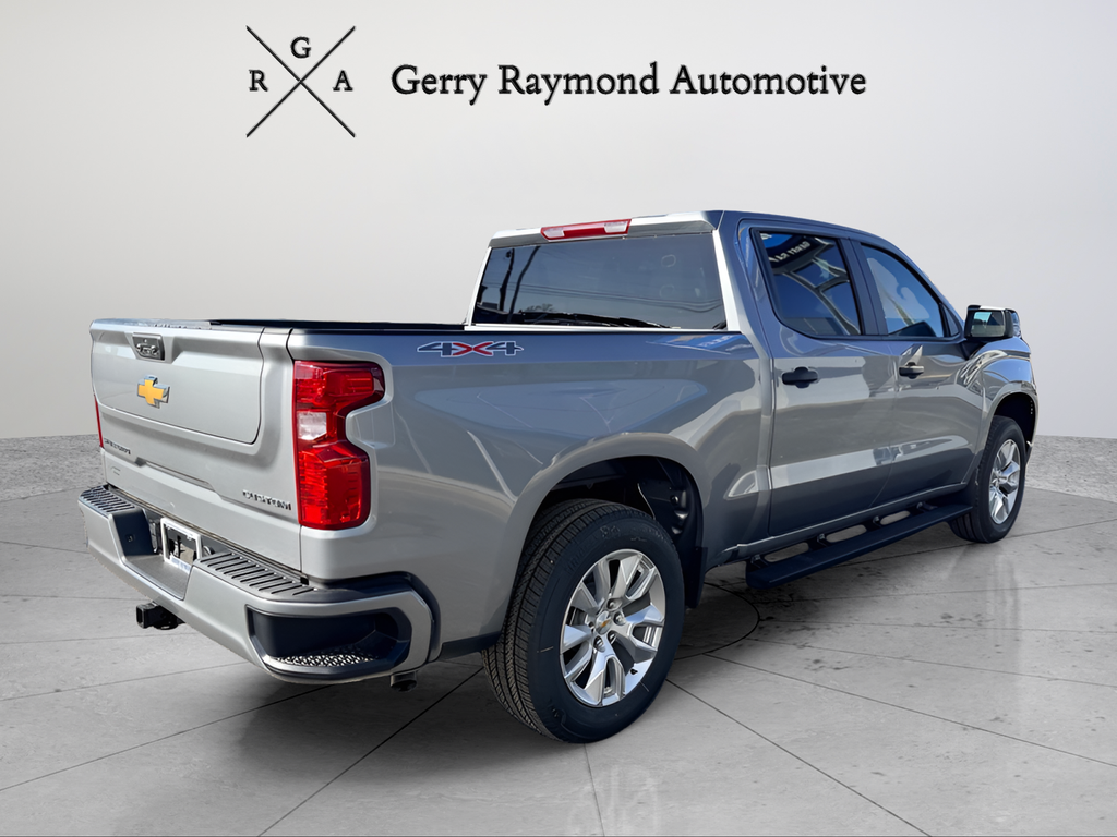 2026 Chevrolet Silverado 1500 Crew Cab Short Box 4-Wheel Drive Custom