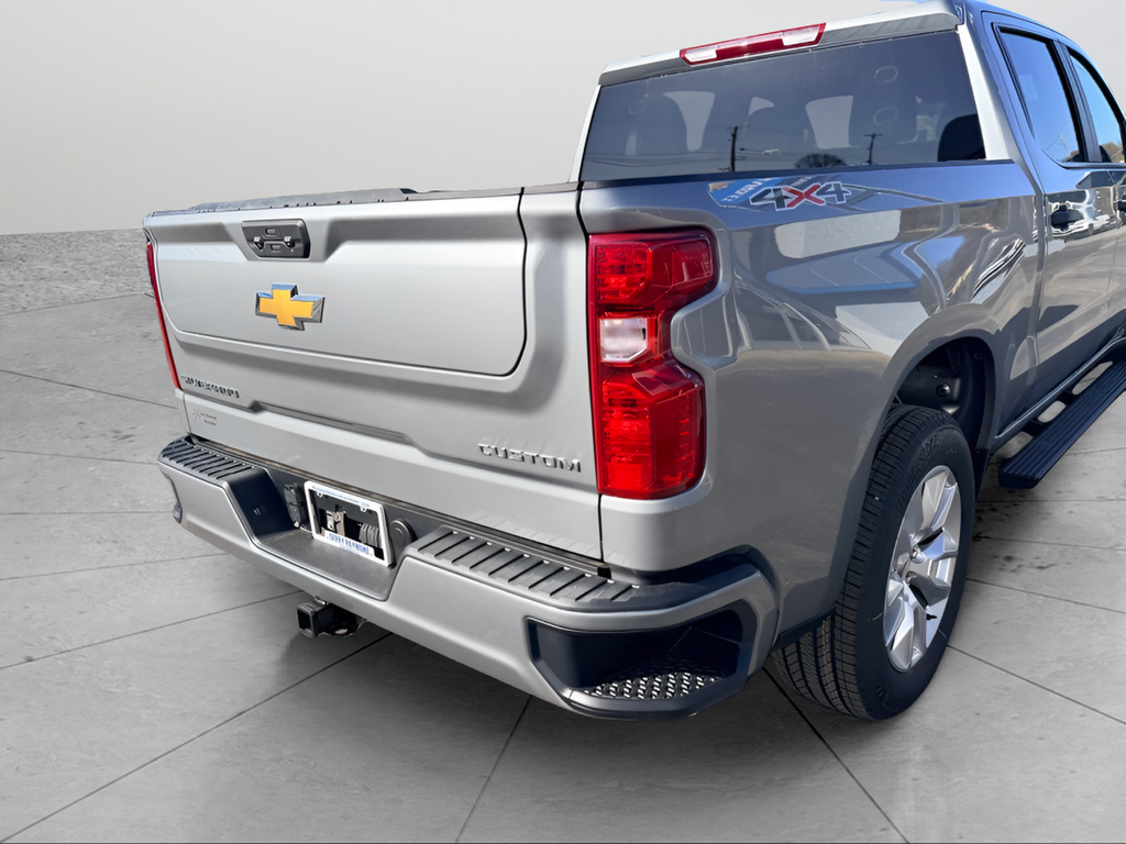 2026 Chevrolet Silverado 1500 Crew Cab Short Box 4-Wheel Drive Custom