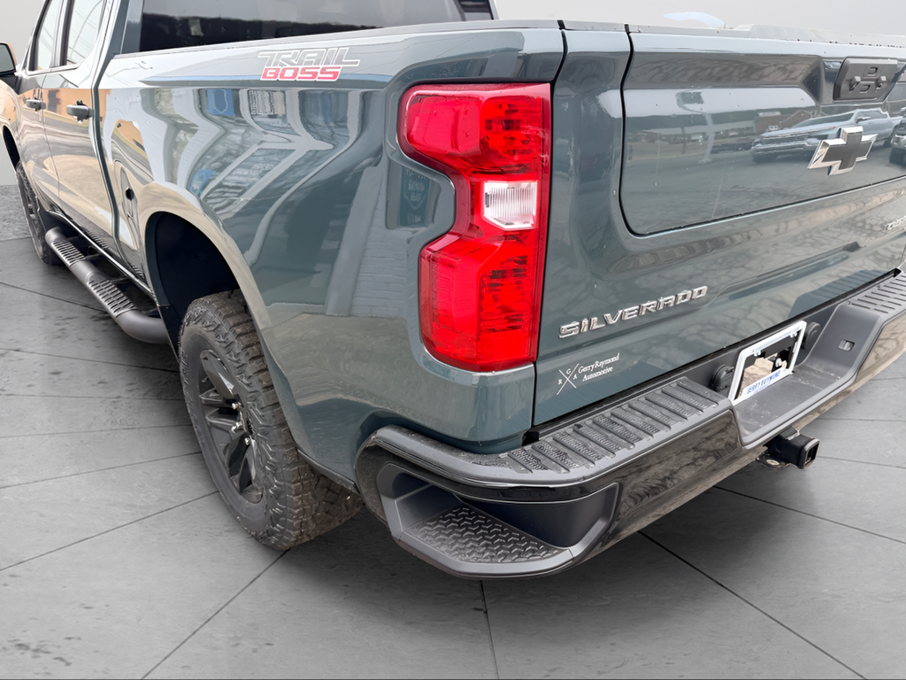 2026 Chevrolet Silverado 1500 Crew Cab Short Box 4-Wheel Drive Custom Trail Boss
