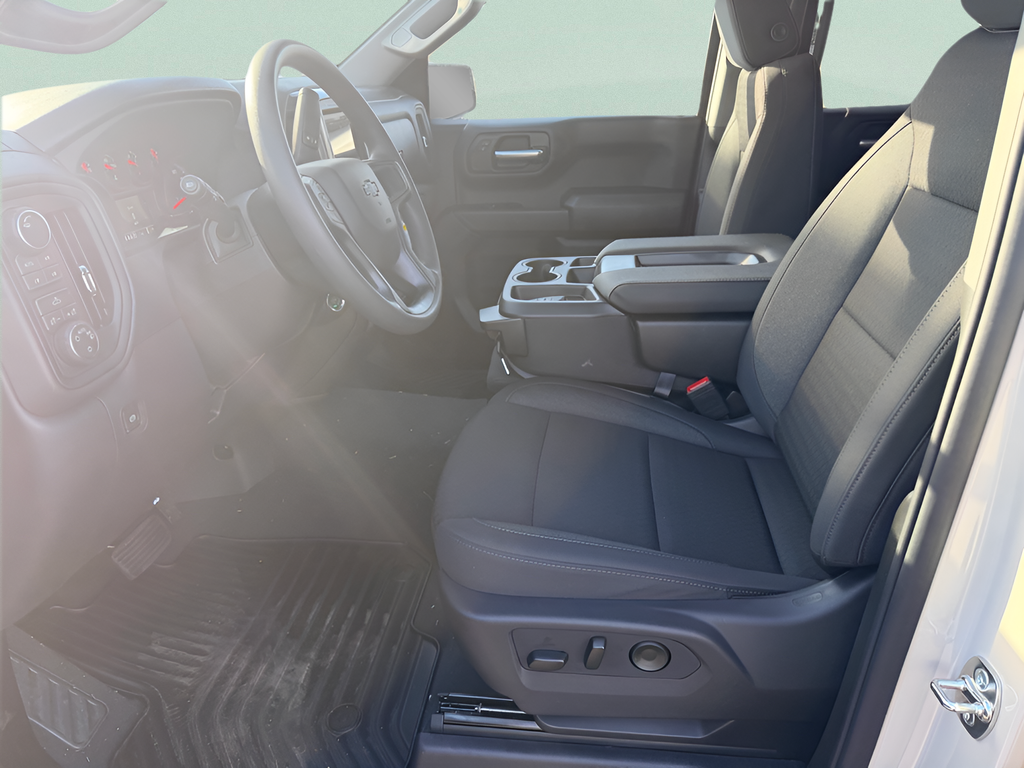 2026 Chevrolet Silverado 1500 Crew Cab Short Box 4-Wheel Drive Custom Trail Boss