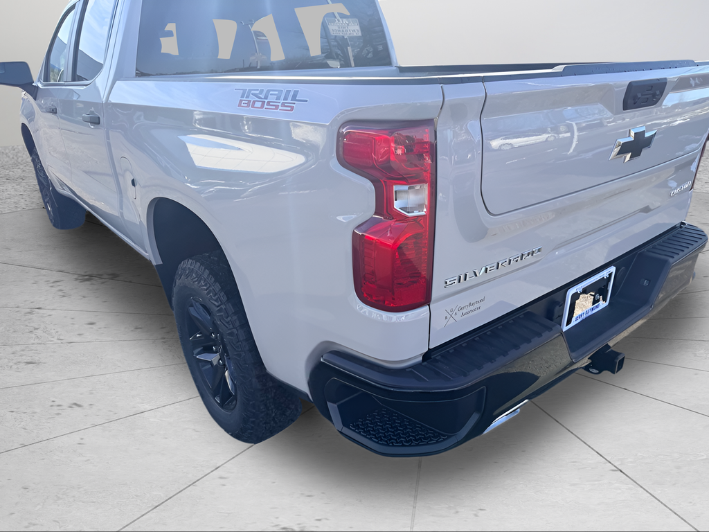2026 Chevrolet Silverado 1500 Crew Cab Short Box 4-Wheel Drive Custom Trail Boss