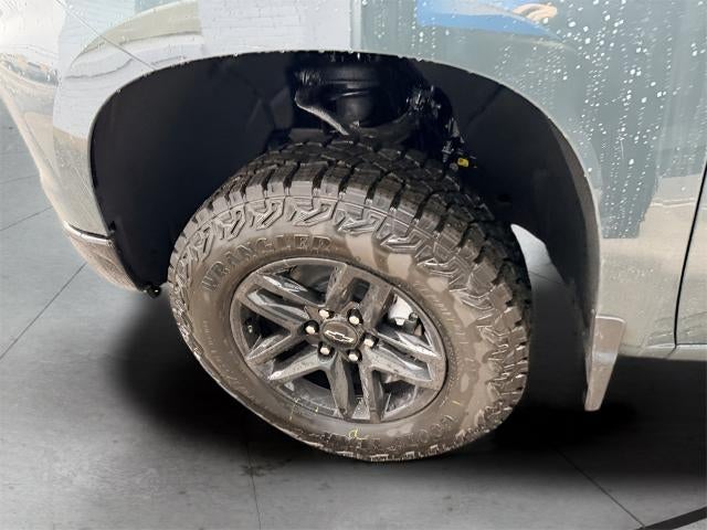 2026 Chevrolet Silverado 1500 Crew Cab Short Box 4-Wheel Drive Custom Trail Boss