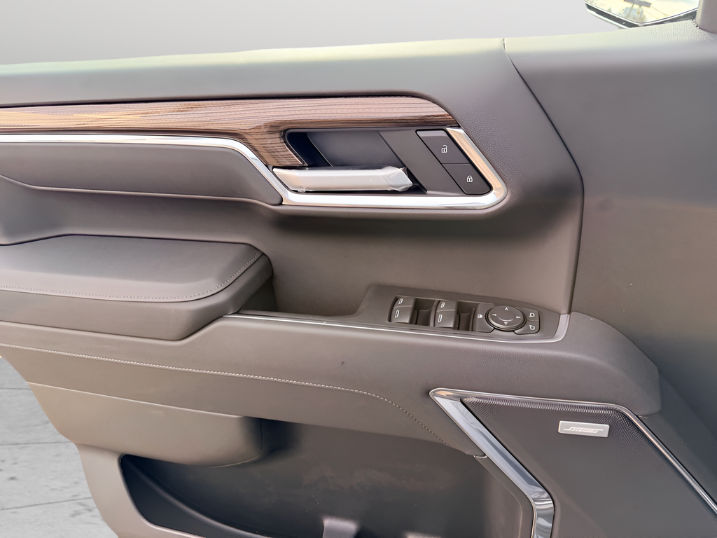 2026 Chevrolet Silverado 1500 Crew Cab Short Box 4-Wheel Drive LT Trail Boss