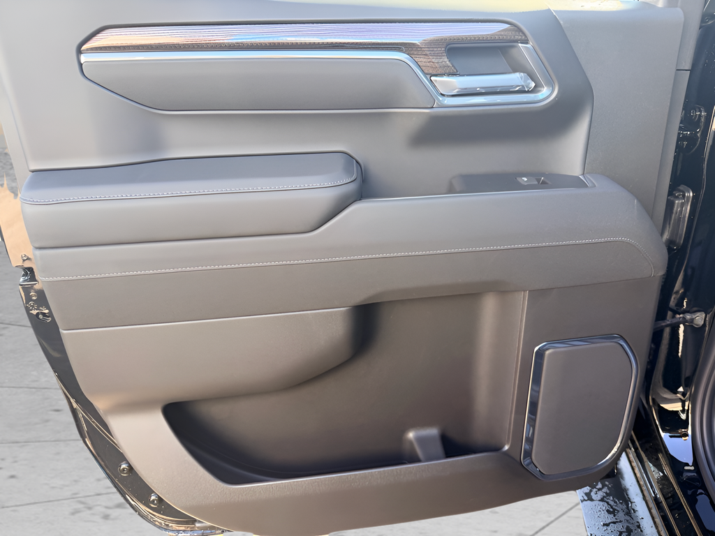 2026 Chevrolet Silverado 1500 Crew Cab Short Box 4-Wheel Drive LT Trail Boss