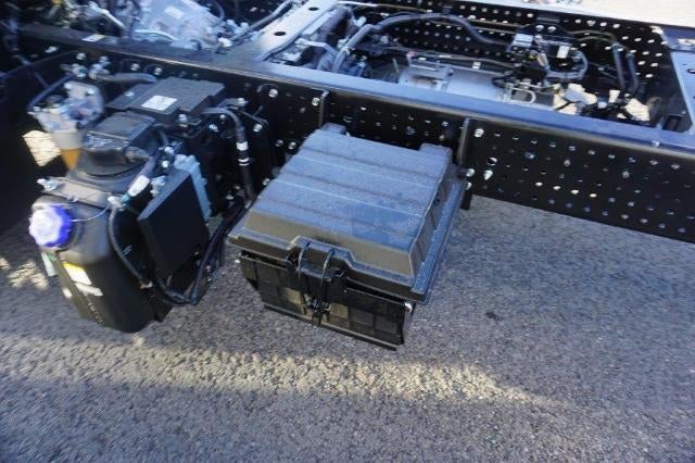 2025 Chevrolet Low Cab Forward 4500 HD 2WD Reg Cab 150"