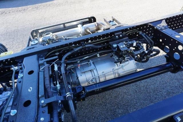 2025 Chevrolet Low Cab Forward 4500 HD 2WD Reg Cab 150"