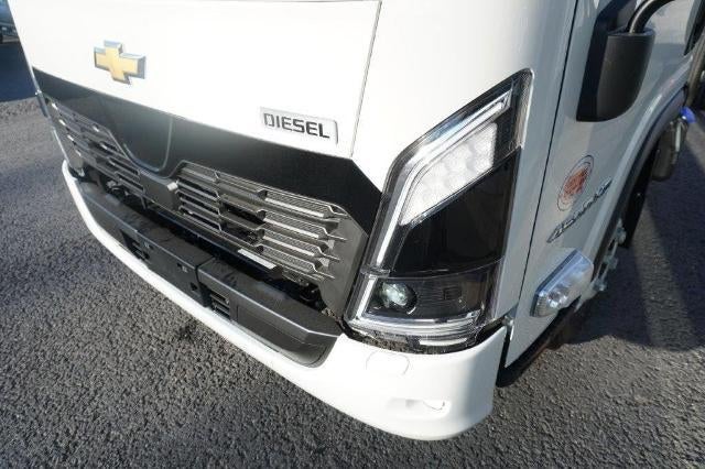 2025 Chevrolet Low Cab Forward 4500 HD 2WD Reg Cab 150"