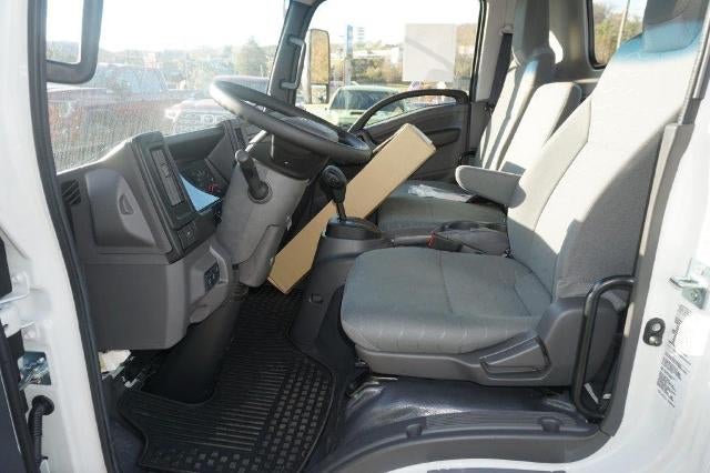 2025 Chevrolet Low Cab Forward 4500 HD 2WD Reg Cab 150"