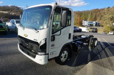 2025 Chevrolet Low Cab Forward 4500 HD 2WD Reg Cab 150"