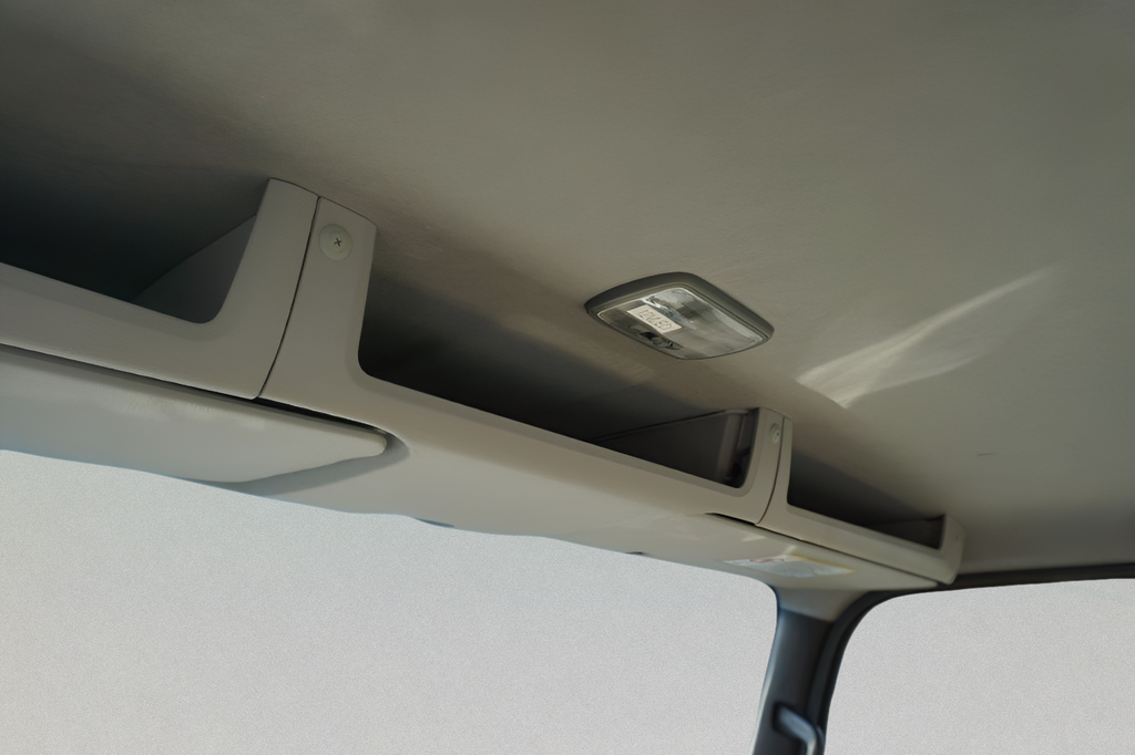 2025 Chevrolet Low Cab Forward 4500 HD 2WD Reg Cab 150"