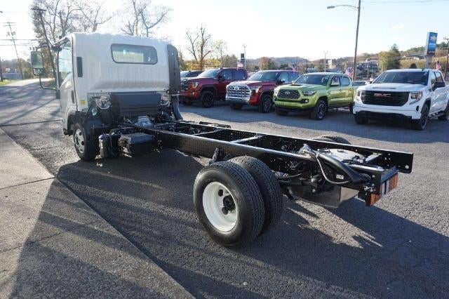 2025 Chevrolet Low Cab Forward 4500 HD 2WD Reg Cab 150"