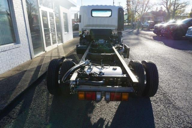 2025 Chevrolet Low Cab Forward 4500 HD 2WD Reg Cab 150"