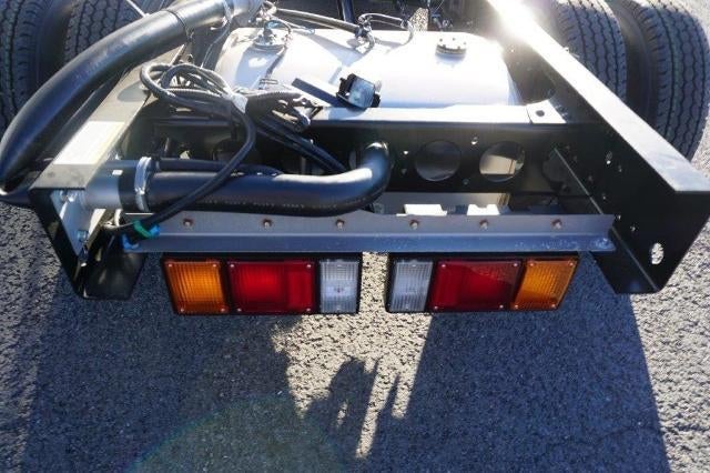 2025 Chevrolet Low Cab Forward 4500 HD 2WD Reg Cab 150"