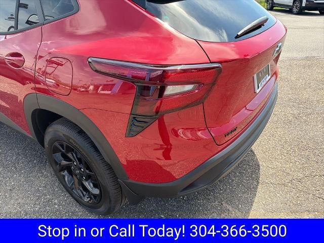 2026 Chevrolet Trax LT - Photo 8