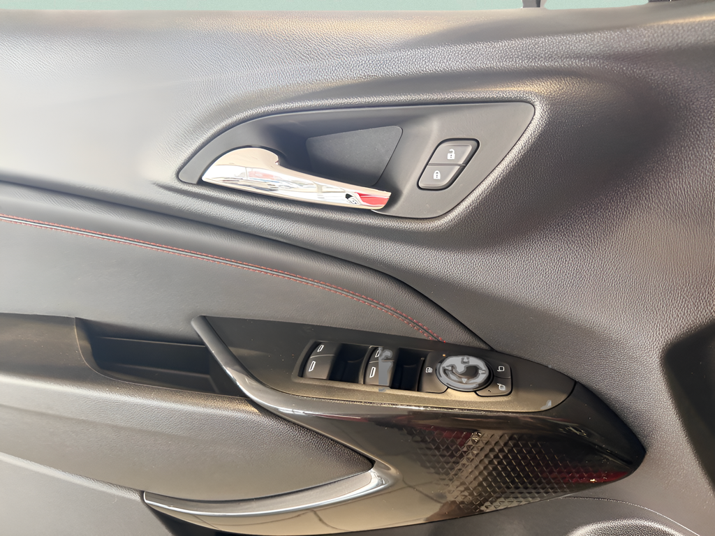 2026 Chevrolet Trax FWD 4dr 2RS