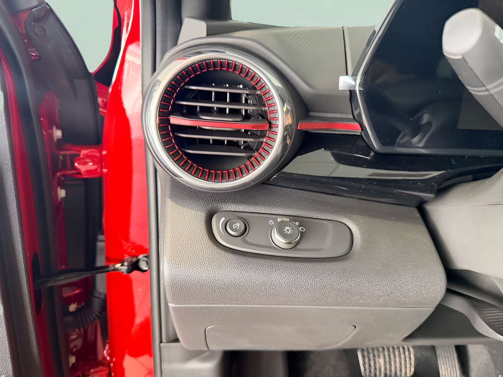 2026 Chevrolet Trax FWD 4dr 2RS