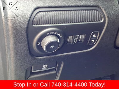 2023 Jeep Wagoneer Base